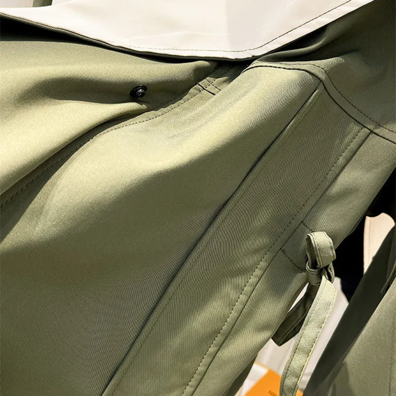 Amara Chic - Trenchcoat vert élégant pour femme en saison de transition